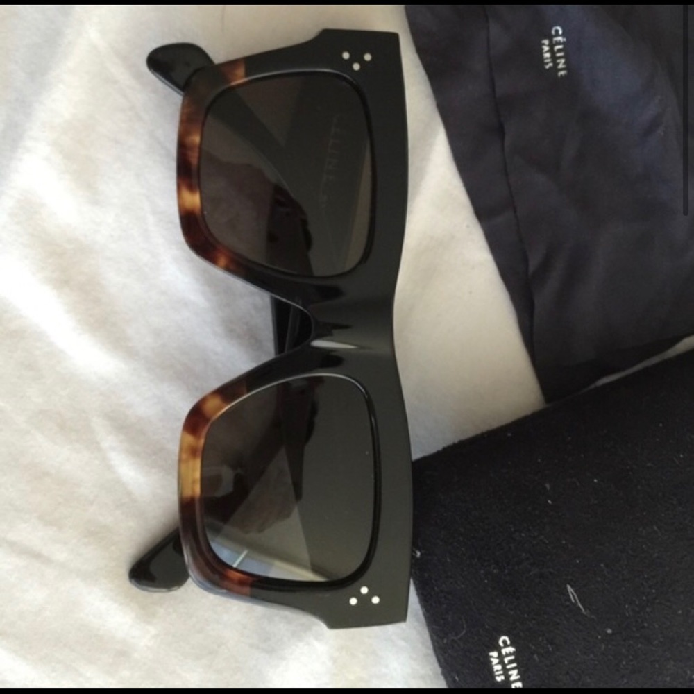 ⭐️SOLD⭐️ Celine glasses in black